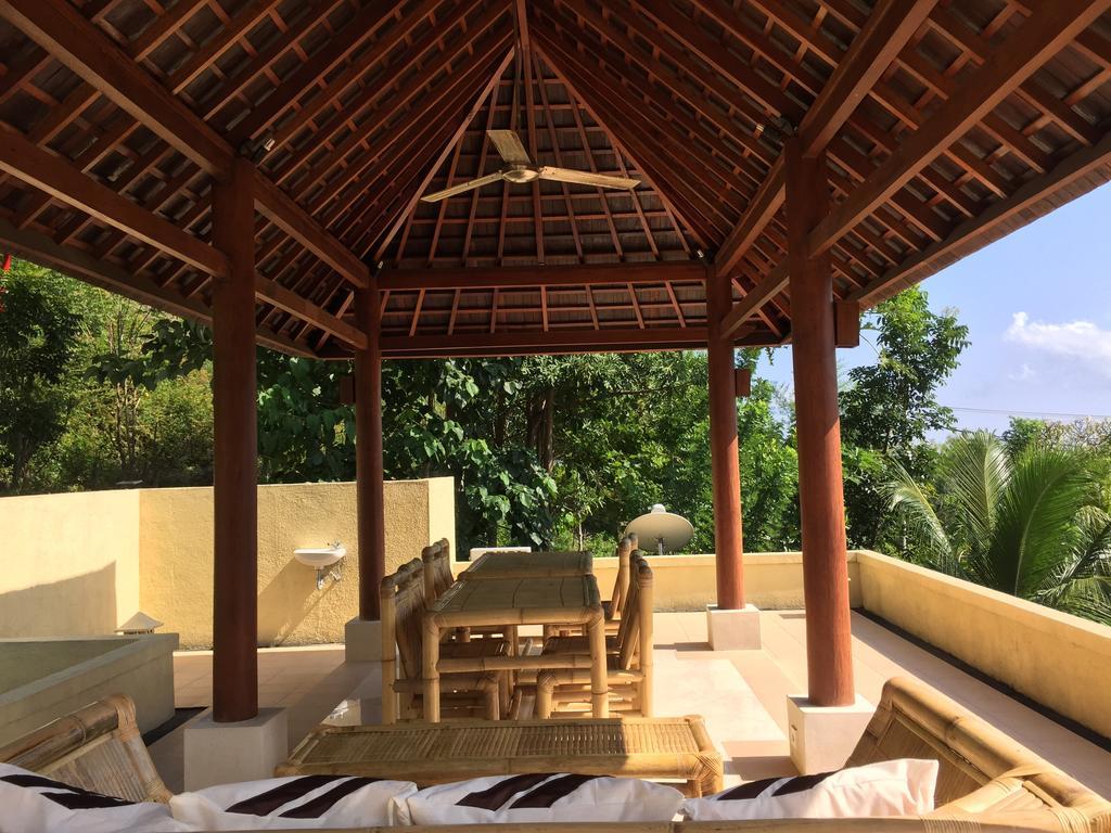 Nipah Villas Senggigi Exterior foto